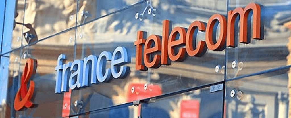 La imagen actual no tiene texto alternativo. El nombre del archivo es: TECNOPUNTA-340.png